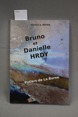 Bruno et Danielle Hardy, porteurs de la borne