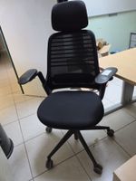 Un bureau + une chaise + un caisson (photo 3)