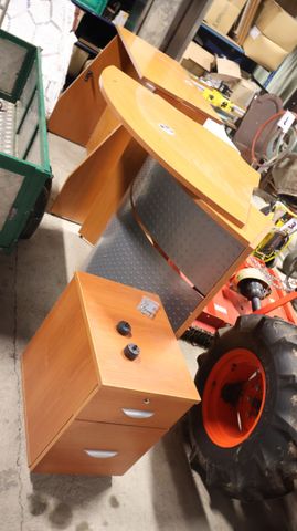 Bureau d’accueil avec retour 