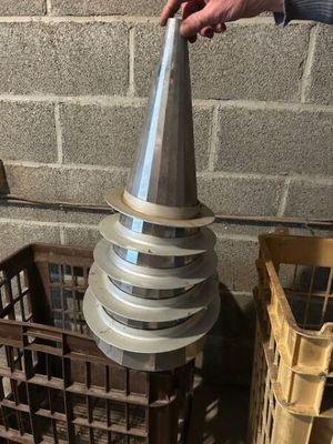 Moule professionnel à croquembouche (gabarit de montage de p…