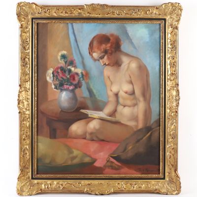 tableau représentant une femme nue en train de lire un livre devant un vase de fleurs