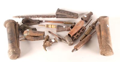 CAMEROUN - Ethnie Bamoun Dix fourneaux ou éléments de pipes …