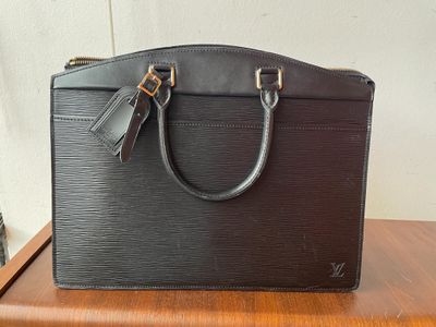 Porte-documents Louis Vuitton en cuir Epi noir