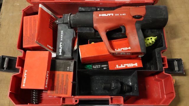 Cloueur HILTI DX A 40, non testé