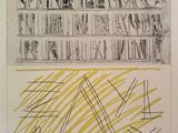 une image représentant une étagère avec des livres dessus