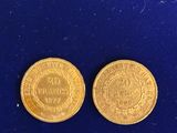 deux pièces d'or, dont l'une est un souverain et l'autre un souverain