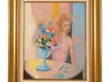 une peinture à l'huile représentant une femme assise à une table avec des fleurs dans un vase