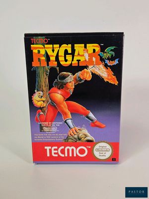 On voit ici la boîte du jeu vidéo Tecmo.