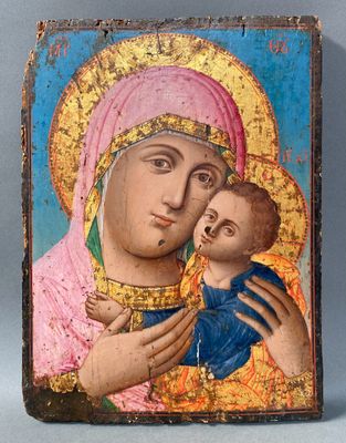une peinture représentant une femme tenant un enfant dans ses bras