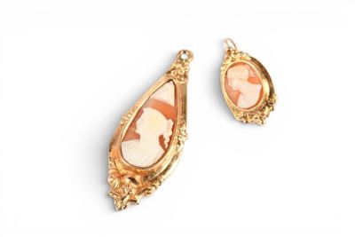 PENDENTIF et BOUCLE d'oreille (seule) en or jaune 750 milliè…