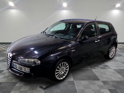 ALFA ROMEO - 147 1.9 JTD M-JET 120 DISTINCTIVE - GO - Mise e…