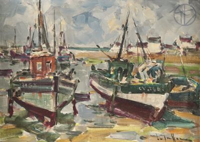 de nombreux bateaux qui restent dans l'eau