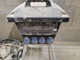 an image of a machine that is sitting on the ground