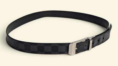 Ceinture Louis Vuitton en cuir noir à carreaux