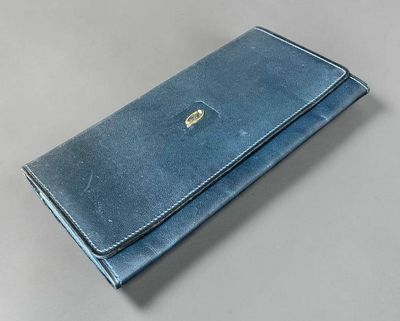 S. T. DUPONT Paris Portefeuille en cuir lisse bleu. Monogram…