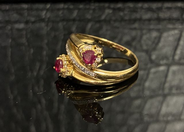 Bague toi et moi en or 18 carats 750 millièmes à décor de deux pe...