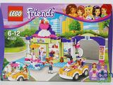 La boîte contient le set « Bus urbain » de Lego Friends.