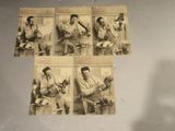plusieurs vieilles photos d'un homme assis sur une chaise avec une guitare