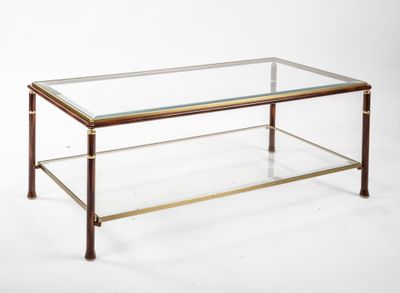 une photo d'une table basse en verre sur fond blanc