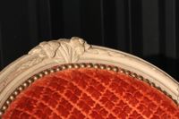 Paire de fauteuils en bois peint beige mouluré et sculpté de… (photo 5)
