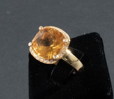 POIRAY Bague Citrine Or Diamants. POIRAY. Bague en or jaune …