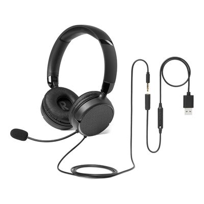 une image représentant un casque d'écoute muni d'un microphone