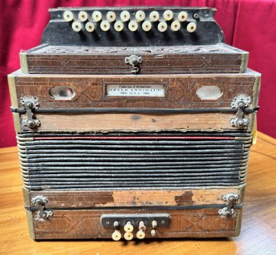 Accordéon REALE Anibale à Turin. Diatonique, 19 touches, 8 b…