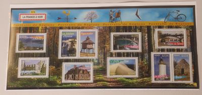 une photo d'une carte postale sur laquelle figurent de nombreux timbres