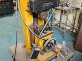 a machine that is sitting on a table in a room