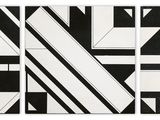un carrelage noir et blanc orné d'un motif géométrique