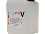 un gallon de « Base V Cleaner » sur fond blanc