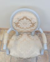 Fauteuil médaillon de style Louis XVI. (photo 5)