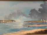 une peinture représentant une scène de plage avec des voiliers dans l'eau