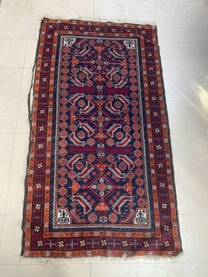 Tapis Beloutch (chaine, trame et velours en laine), Est de l…