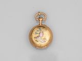 une image représentant une montre de poche en or sur laquelle est peint le visage d'une femme