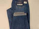 men ' s levi ' s jeans, size 34x34, regular fit
