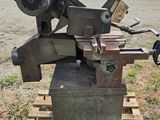 an image of a machine that is sitting on a pallet