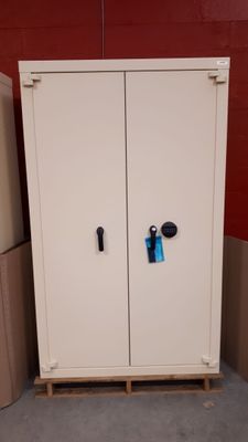 ARMOIRE FORTE ouvrant à deux portes avec ouverture uniquemen… - Photo 1