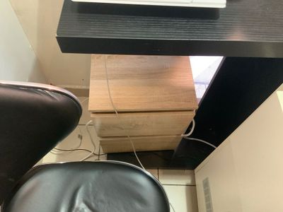 Un petit caisson bois stratifié