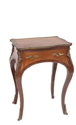 Table de salon en placage de bois de loupe, ornementation en… - Photo 1