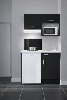 Kitchenette de 120 ml, idéale pour studios et espaces locati…