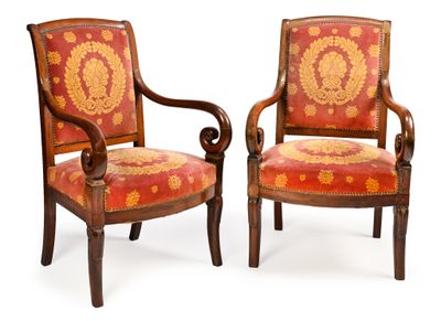 paire de fauteuils en acajou du début du XXe siècle, avec assise rembourrée, rembourrée, rembourrée, rembourrée, rembourrée, rembourrée, rembourrée, rembourrée, rembourrée