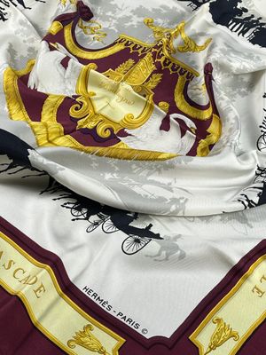 HERMES, Paris. Le Bois de Boulogne.