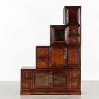 Un « kaidan tansu » oriental, ou commode en escalier modulai… (photo 3)