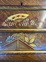 Bureau à abattant, en bois verni, décor laqué, Travail Angla… (photo 6)