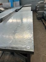3 tables inox : 200x 80 , 200x70, 230 x 70 . (photo 2)