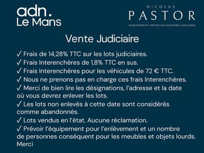 Nous vous proposons sur ce visuel ainsi que sur les photos s…