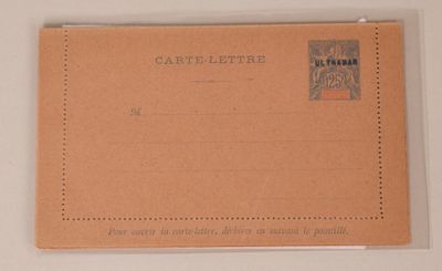 une vieille carte postale sur laquelle figure l'image d'un cheval