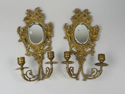 paire d'appliques murales anciennes en laiton, avec miroirs et bougeoirs