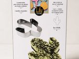 packaging of a cookie cutter with a cookie in the shape of a starfish
